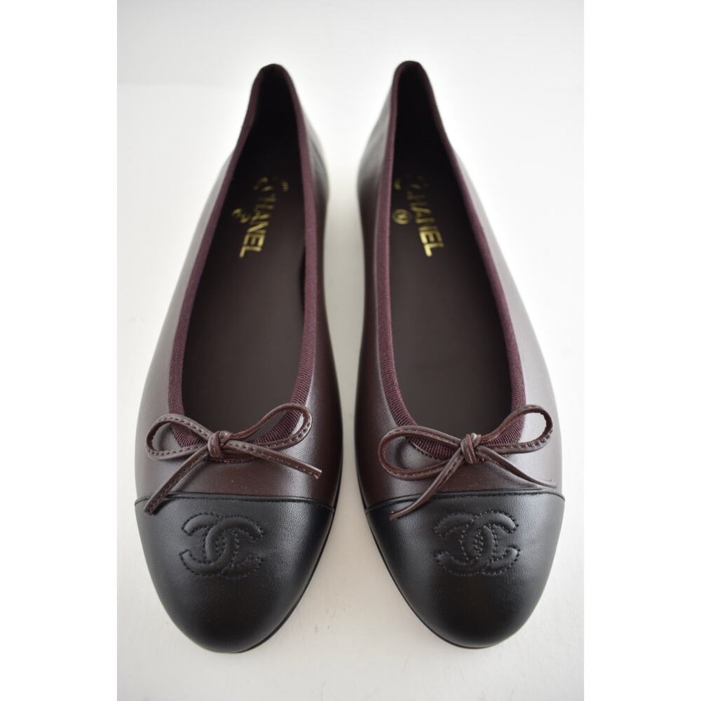 Chanel 26K Chocolate Dark Brown Black Lambskin CC Cap Ballet Ballerina Flat 37.5 - Picture 9 of 16